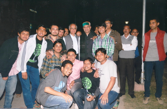 Group picture during MHRD visit to IIT Mandi transit campus